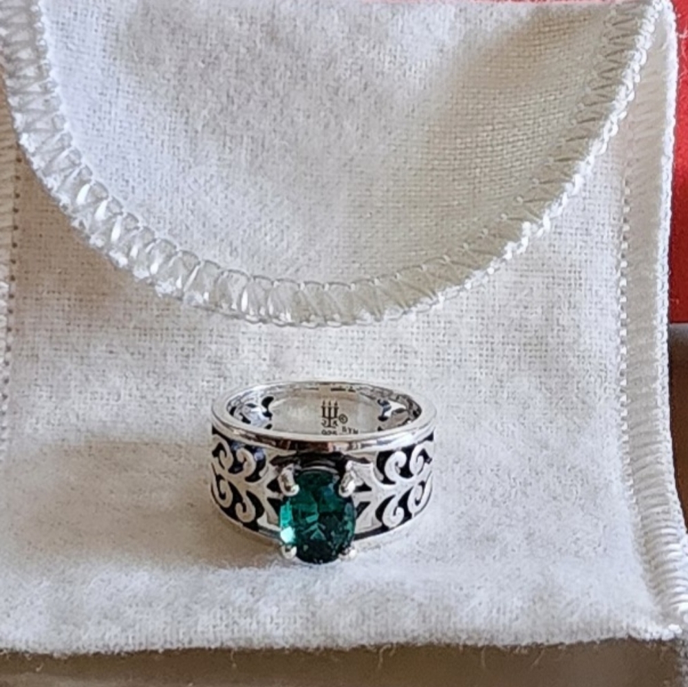 James Avery- Emerald-Adoree Gemstone Ring-Size-5
